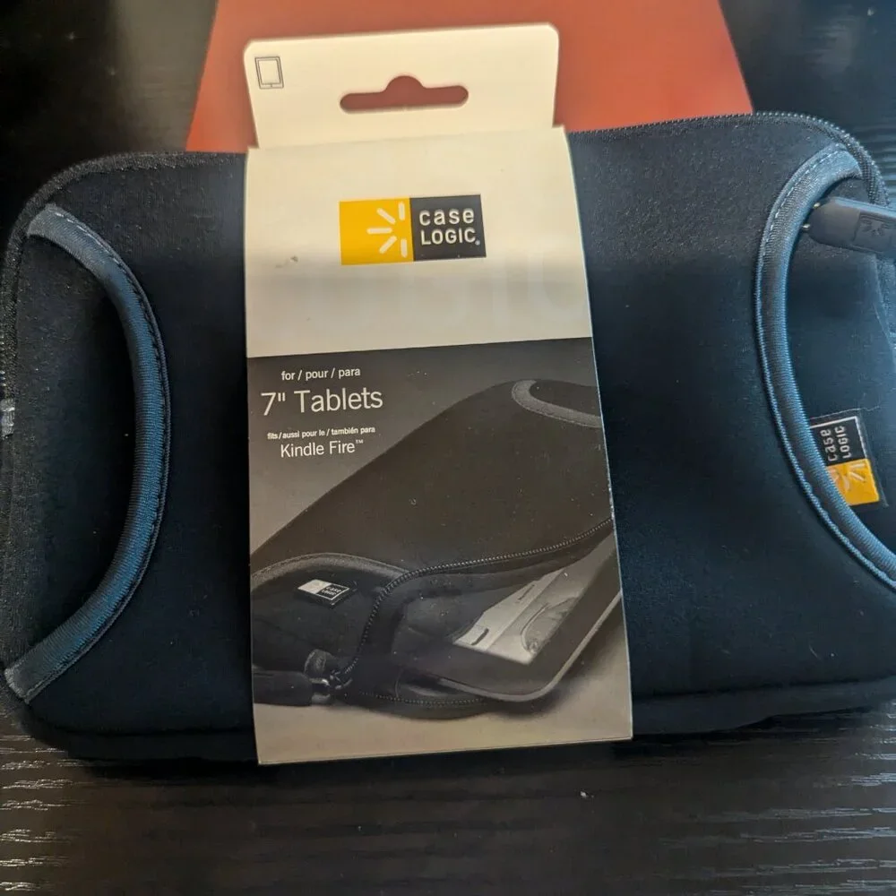 Case Logic Kindle/Tablet Sleeve/Case, EUC 7